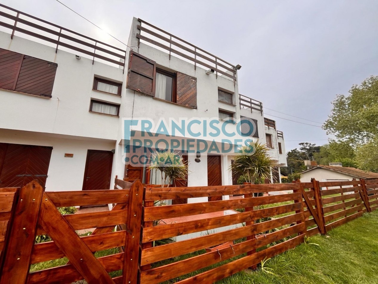 Departamento tipo triplex - Zona sur de Villa Gesell