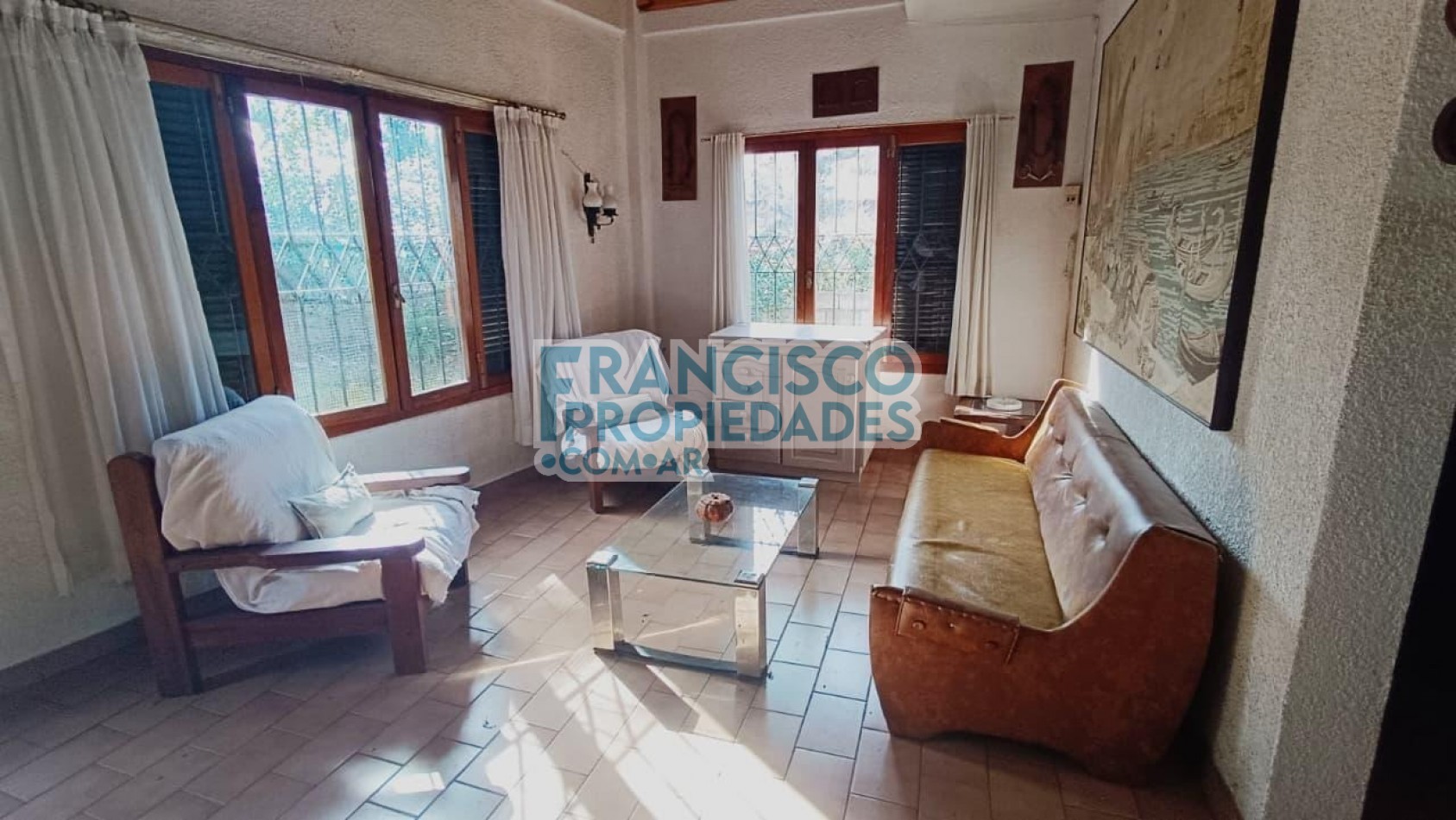 Casa con amplio lote - Zona Sur, Villa Gesell