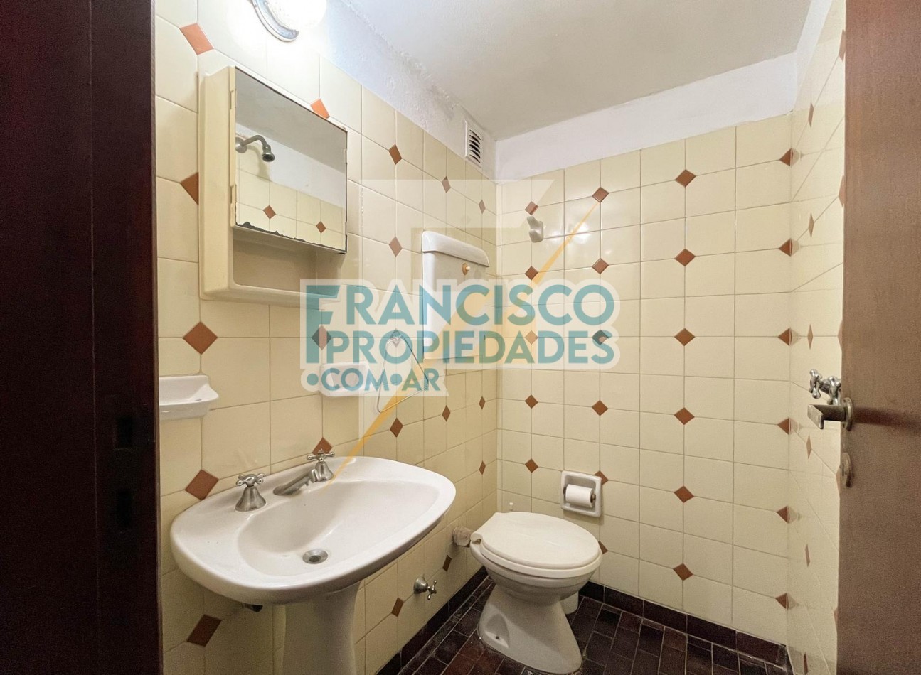 Departamento tipo triplex - Zona sur de Villa Gesell